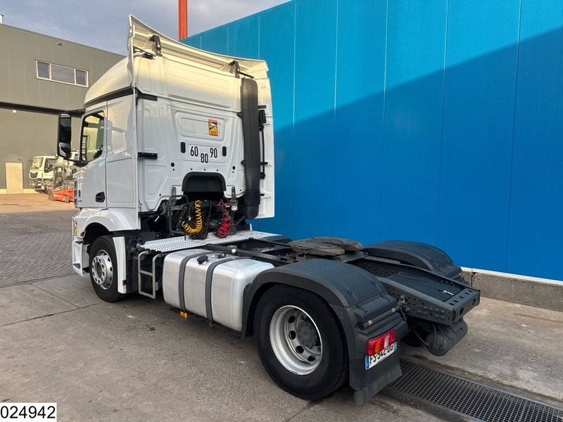 Mercedes-Benz Actros 1845 EURO 6 - Sattelzugmaschine: das Bild 4 Mercedes-Benz Actros 1845 EURO 6 - Sattelzugmaschine: das Bild 4