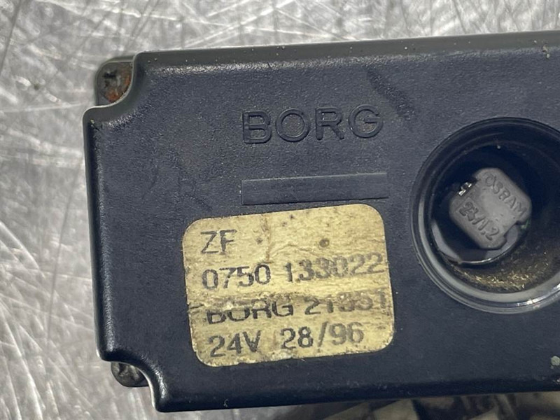 Ahlmann AZ14-4109455A-ZF 0750133022-Display unit/Dashboard - Elektrische Ausrüstung für Baumaschine: das Bild 5 Ahlmann AZ14-4109455A-ZF 0750133022-Display unit/Dashboard - Elektrische Ausrüstung für Baumaschine: das Bild 5