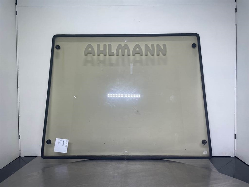 Ahlmann AZ6-4110393A-Window/Heckscheibe/Ruit - Fahrerhaus und Interieur für Baumaschine: das Bild 1 Ahlmann AZ6-4110393A-Window/Heckscheibe/Ruit - Fahrerhaus und Interieur für Baumaschine: das Bild 1