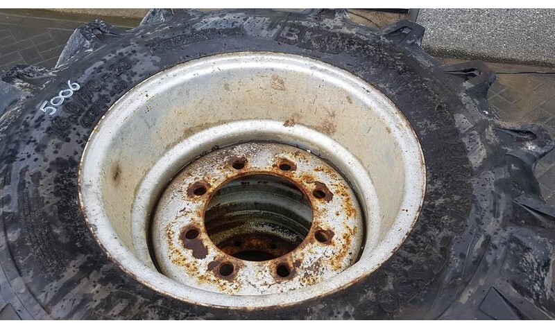 BKT 405/70-20 (16/70-20) - Tyre/Reifen/Band - Felgen und Reifen für Baumaschine: das Bild 2 BKT 405/70-20 (16/70-20) - Tyre/Reifen/Band - Felgen und Reifen für Baumaschine: das Bild 2
