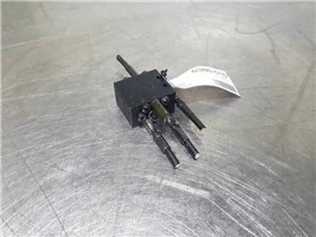 Fuchs MHL320-Terex 5468662086-Lubricating system - Rahmen/ Chassis für Baumaschine: das Bild 1 Fuchs MHL320-Terex 5468662086-Lubricating system - Rahmen/ Chassis für Baumaschine: das Bild 1