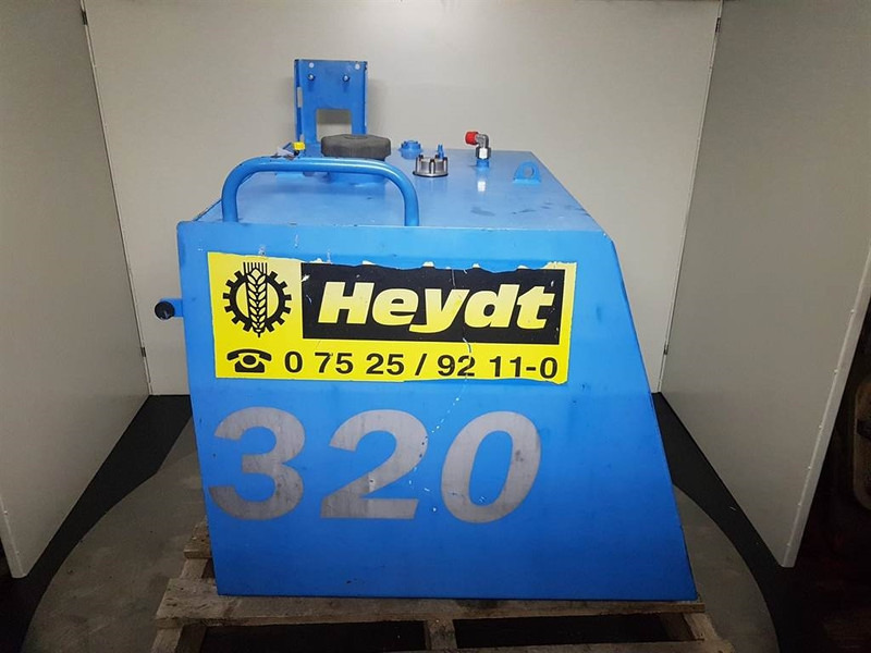 Fuchs MHL320-Terex 6732014000-Fuel tank/Kraftstofftank - Rahmen/ Chassis für Baumaschine: das Bild 1 Fuchs MHL320-Terex 6732014000-Fuel tank/Kraftstofftank - Rahmen/ Chassis für Baumaschine: das Bild 1