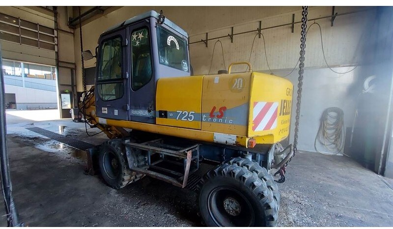 Furukawa W 725 LS (For parts) - Mobilbagger: das Bild 3 Furukawa W 725 LS (For parts) - Mobilbagger: das Bild 3