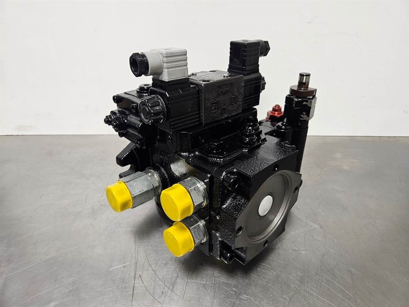 Giant 451T-Bondioli& Pavesi M4PV28-28-Drive pump/Rijpomp - Hydraulik für Baumaschine: das Bild 5 Giant 451T-Bondioli& Pavesi M4PV28-28-Drive pump/Rijpomp - Hydraulik für Baumaschine: das Bild 5