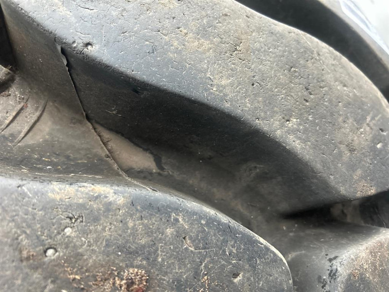 Hitachi ZW150PL-Michelin 20.5-R25-Tire/Reifen/Band - Felgen und Reifen für Baumaschine: das Bild 2 Hitachi ZW150PL-Michelin 20.5-R25-Tire/Reifen/Band - Felgen und Reifen für Baumaschine: das Bild 2