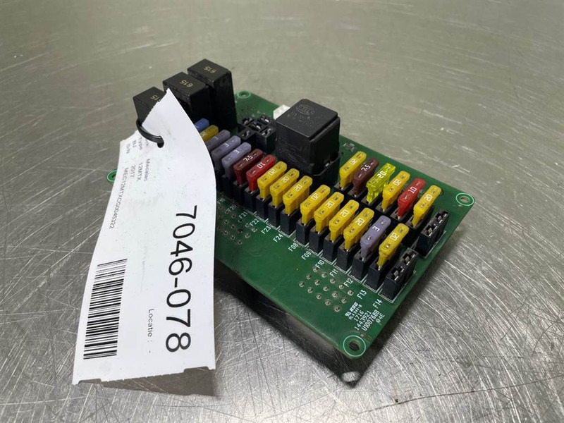 Mecalac 12MTX-6160080-ECU/Control box/Steuermodul - Elektrische Ausrüstung für Baumaschine: das Bild 3 Mecalac 12MTX-6160080-ECU/Control box/Steuermodul - Elektrische Ausrüstung für Baumaschine: das Bild 3