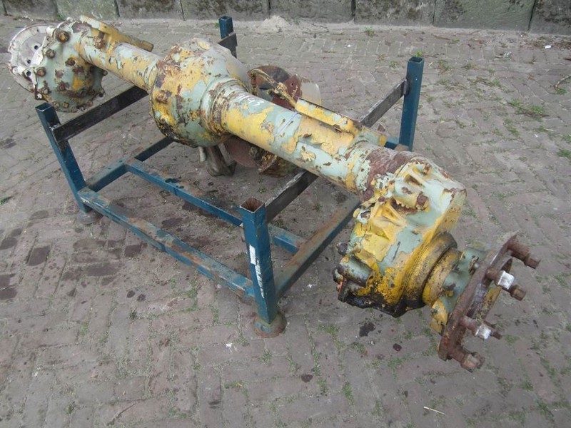 Mercedes-Benz - Axle/Achse/As - Achse und Teile für Baumaschine: das Bild 1 Mercedes-Benz - Axle/Achse/As - Achse und Teile für Baumaschine: das Bild 1