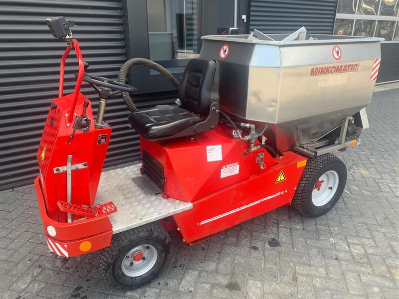 NORCAR MINKOMATIC 670 DLA - Fütterungstechnik: das Bild 5 NORCAR MINKOMATIC 670 DLA - Fütterungstechnik: das Bild 5