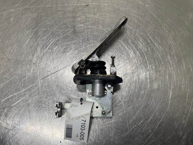 O & K L25.5 - Gas pedal/Fusspedal/Gaspedaal - Fahrerhaus und Interieur für Baumaschine: das Bild 5 O & K L25.5 - Gas pedal/Fusspedal/Gaspedaal - Fahrerhaus und Interieur für Baumaschine: das Bild 5
