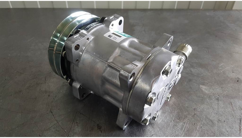 SANDEN SD7H15-S8220-Compressor/Kompressor/Aircopom - Klimakompressor für Baumaschine: das Bild 2 SANDEN SD7H15-S8220-Compressor/Kompressor/Aircopom - Klimakompressor für Baumaschine: das Bild 2