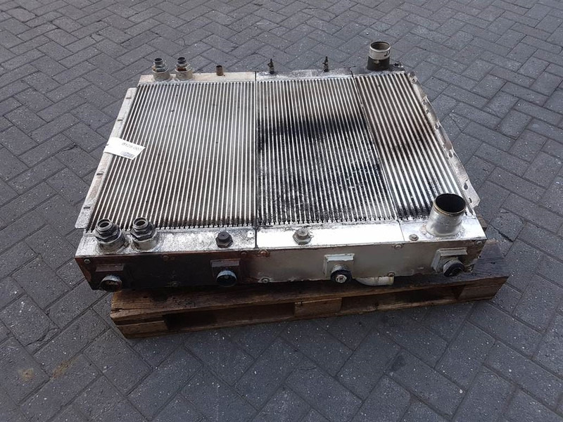 Sennebogen 818 - Cooler/Kühler/Koeler - Motor und Teile für Baumaschine: das Bild 2 Sennebogen 818 - Cooler/Kühler/Koeler - Motor und Teile für Baumaschine: das Bild 2