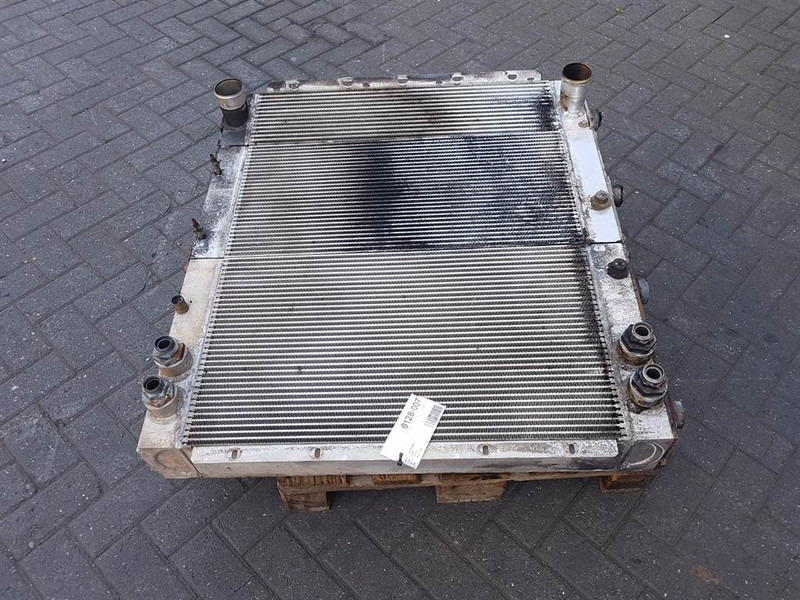 Sennebogen 818 - Cooler/Kühler/Koeler - Motor und Teile für Baumaschine: das Bild 1 Sennebogen 818 - Cooler/Kühler/Koeler - Motor und Teile für Baumaschine: das Bild 1