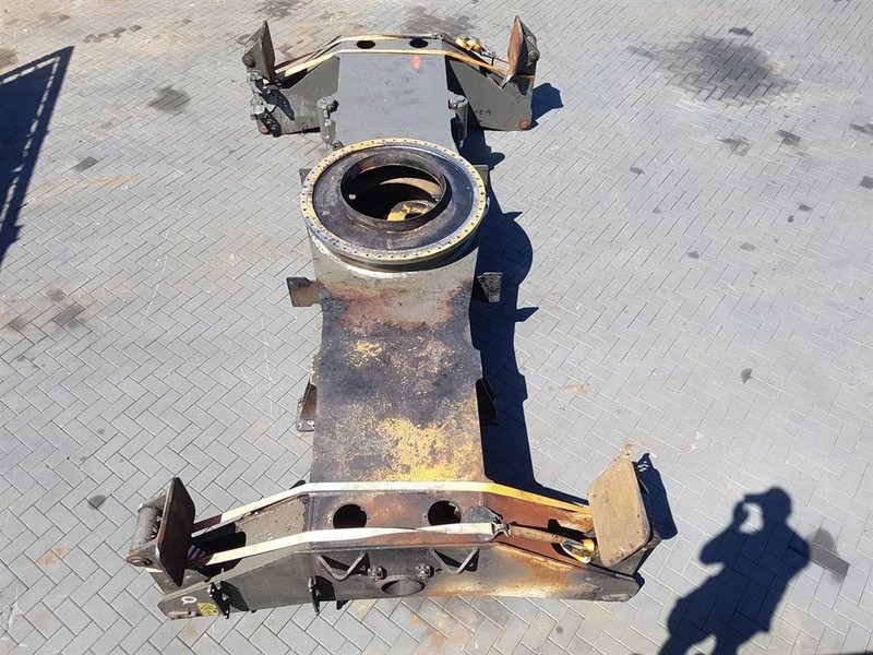 Sennebogen 818E - Undercarriage/Unterwagen/Onderwagen - Rahmen/ Chassis: das Bild 2 Sennebogen 818E - Undercarriage/Unterwagen/Onderwagen - Rahmen/ Chassis: das Bild 2