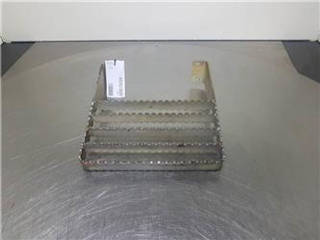 Terex TL210-0455006044-Stair panel/Trittstufen/Traptrede - Rahmen/ Chassis für Baumaschine: das Bild 1 Terex TL210-0455006044-Stair panel/Trittstufen/Traptrede - Rahmen/ Chassis für Baumaschine: das Bild 1