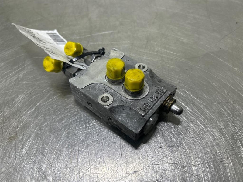 Terex TW150-6047883-Valve/Ventile/Ventiel - Hydraulik für Baumaschine: das Bild 1 Terex TW150-6047883-Valve/Ventile/Ventiel - Hydraulik für Baumaschine: das Bild 1