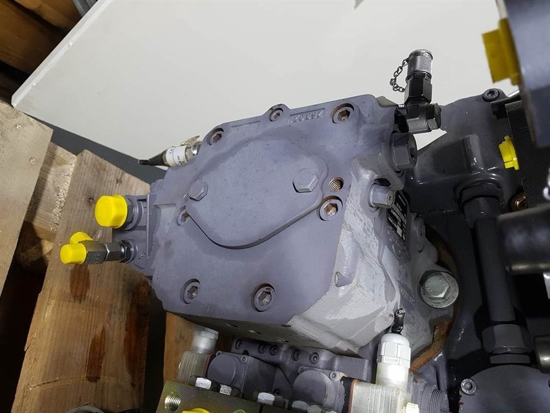Vögele 2013562-Linde HPV75-02L 2553-Drive pump/Fahrpumpe - Hydraulik: das Bild 2 Vögele 2013562-Linde HPV75-02L 2553-Drive pump/Fahrpumpe - Hydraulik: das Bild 2