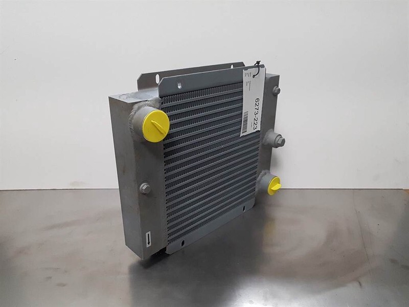 Zettelmeyer ZL-SLB KBK2T-091378-Cooler/Kühler/Koeler - Motor für Baumaschine: das Bild 2 Zettelmeyer ZL-SLB KBK2T-091378-Cooler/Kühler/Koeler - Motor für Baumaschine: das Bild 2