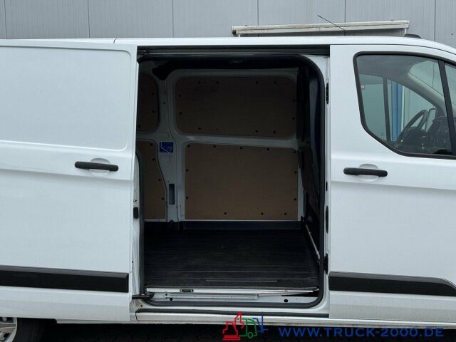 Ford Transit Custom Lang Trend 3Sitzer + Klima + DAB - Kleintransporter: das Bild 5 Ford Transit Custom Lang Trend 3Sitzer + Klima + DAB - Kleintransporter: das Bild 5