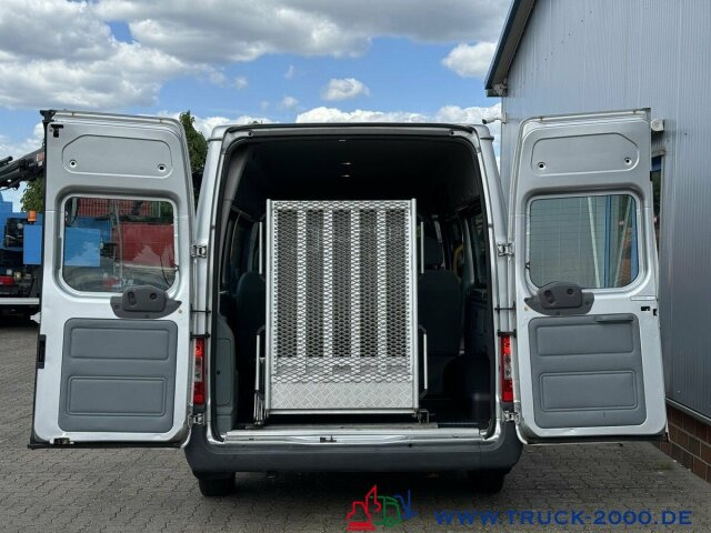 Ford Transit FT 300L Trend 9 Sitze & Rollstuhlrampe - Personentransporter: das Bild 5 Ford Transit FT 300L Trend 9 Sitze & Rollstuhlrampe - Personentransporter: das Bild 5