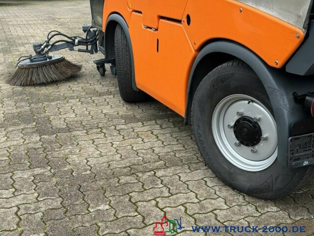 Hako Citymaster 2000 Sweeper 4 Radlenk. nur 4138 Std. - Kehrmaschine: das Bild 2 Hako Citymaster 2000 Sweeper 4 Radlenk. nur 4138 Std. - Kehrmaschine: das Bild 2