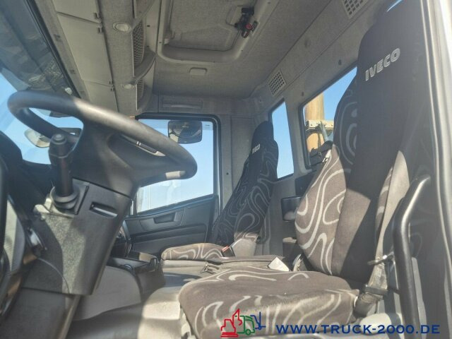 Iveco 340T50 Trakker 8x4 Bordmatik Links/Rechts/Hinten - Kipper: das Bild 4 Iveco 340T50 Trakker 8x4 Bordmatik Links/Rechts/Hinten - Kipper: das Bild 4