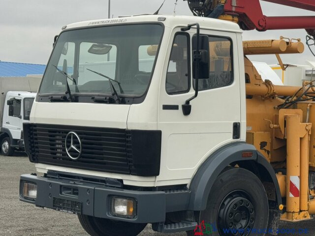 Mercedes-Benz 1722 Betonpumpe Schwing 23m 4 Mast Hallenmeister - Autokran: das Bild 2 Mercedes-Benz 1722 Betonpumpe Schwing 23m 4 Mast Hallenmeister - Autokran: das Bild 2