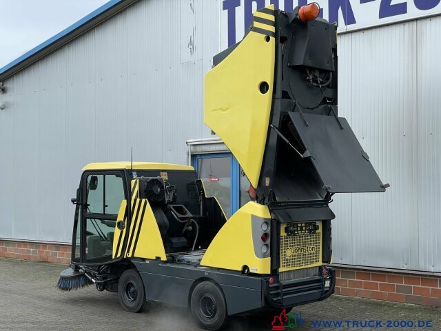 Schmidt Johnston Bucher CX 201 Sweeper Kehren + Sprühen - Kehrmaschine: das Bild 4 Schmidt Johnston Bucher CX 201 Sweeper Kehren + Sprühen - Kehrmaschine: das Bild 4