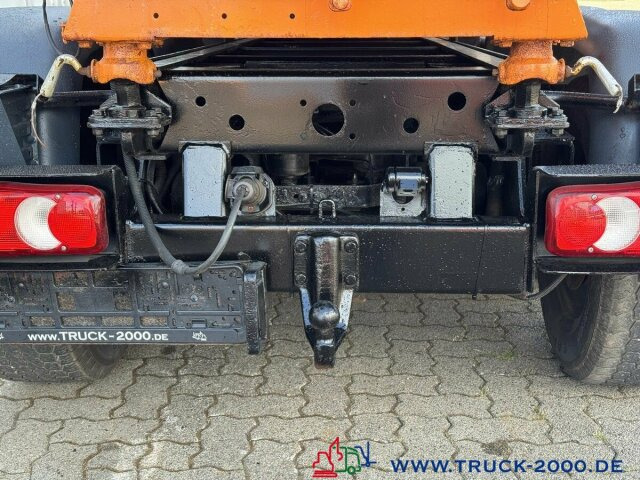 Transporter Multicar M30 6x4 3 Achsen Winterdienst Schild +Streuer: das Bild 6