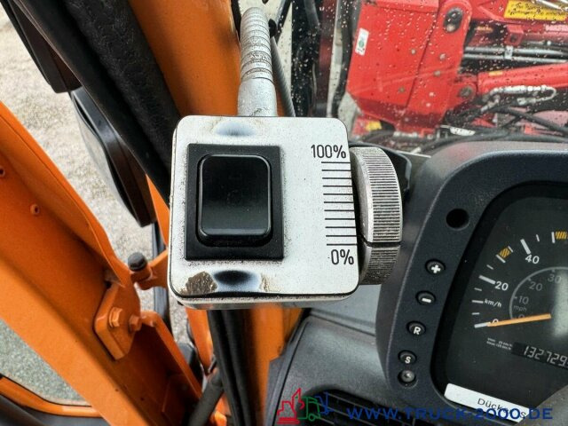 Unimog U 500 Vario Pilot Wechsellenkung EasyDrive Klima - Kipper: das Bild 3 Unimog U 500 Vario Pilot Wechsellenkung EasyDrive Klima - Kipper: das Bild 3