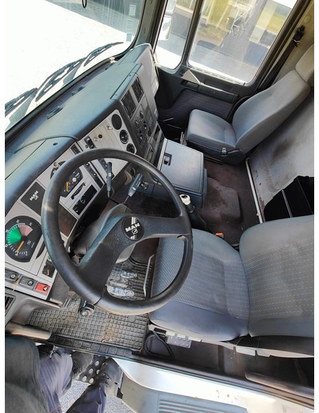 Pritsche LKW, Autokran MAN 18.410 F2000 Cormach 22000 E4F + jib: das Bild 12