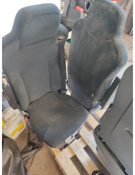 MAN Stoel Zetel MAN TGA / TGS/ TGL / TGX - Sitz für LKW: das Bild 2 MAN Stoel Zetel MAN TGA / TGS/ TGL / TGX - Sitz für LKW: das Bild 2