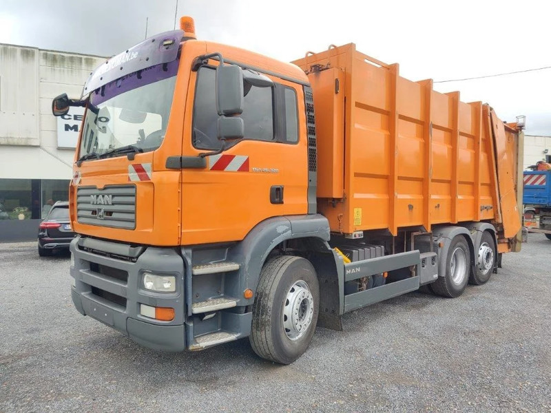 MAN TGA 26.320 6x2 garbage truck ZOELLER - Müllwagen: das Bild 1 MAN TGA 26.320 6x2 garbage truck ZOELLER - Müllwagen: das Bild 1