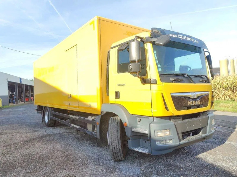 MAN TGM 18.250 Euro 6 boxtruck D'hollandia - Koffer LKW: das Bild 2 MAN TGM 18.250 Euro 6 boxtruck D'hollandia - Koffer LKW: das Bild 2