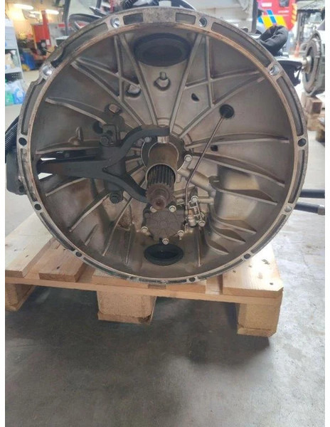 Scania Gearbox / Versnellingsbak GRS905R - Getriebe: das Bild 4 Scania Gearbox / Versnellingsbak GRS905R - Getriebe: das Bild 4