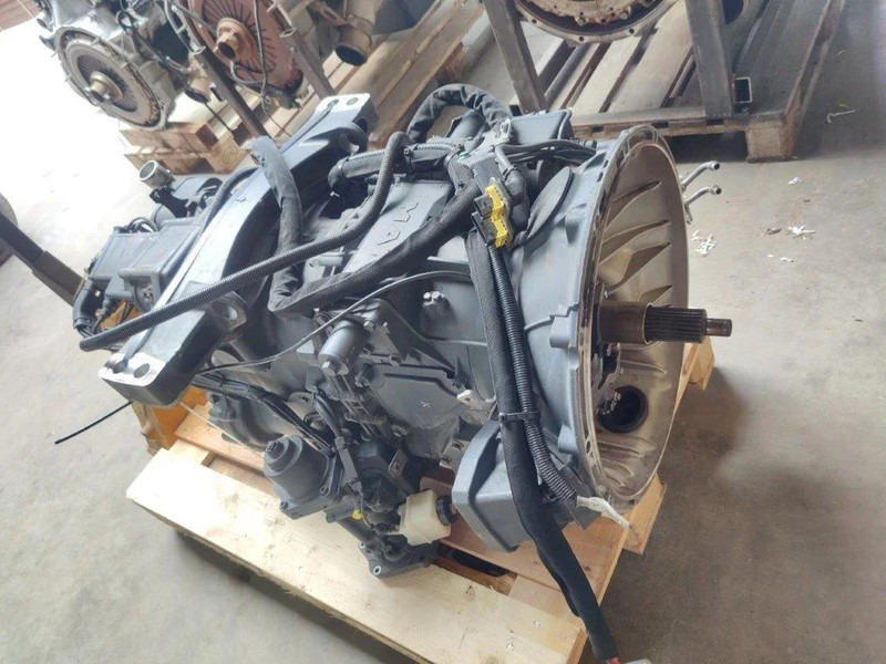 Scania Gearbox / Versnellingsbak GRS905R - Getriebe: das Bild 1 Scania Gearbox / Versnellingsbak GRS905R - Getriebe: das Bild 1