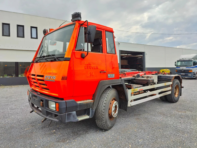 Steyr 19S31 19S32 Container Marrel - Abrollkipper: das Bild 2 Steyr 19S31 19S32 Container Marrel - Abrollkipper: das Bild 2