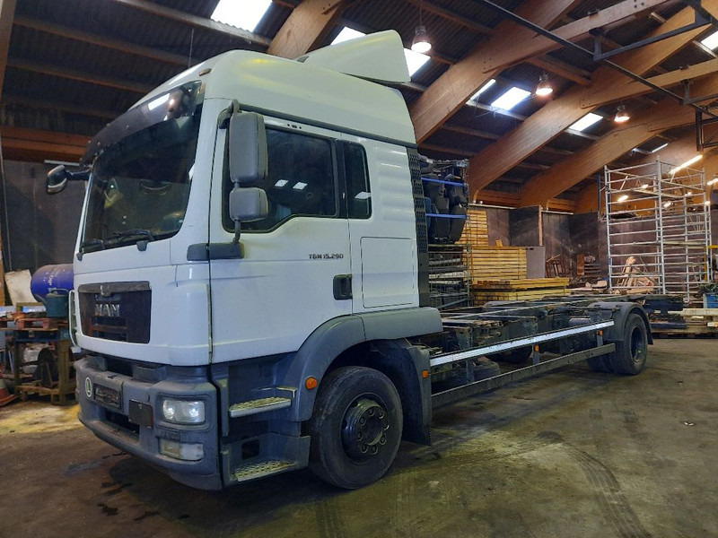 MAN TGM 15.290 4X2 LL - Containerwagen/ Wechselfahrgestell LKW: das Bild 1 MAN TGM 15.290 4X2 LL - Containerwagen/ Wechselfahrgestell LKW: das Bild 1