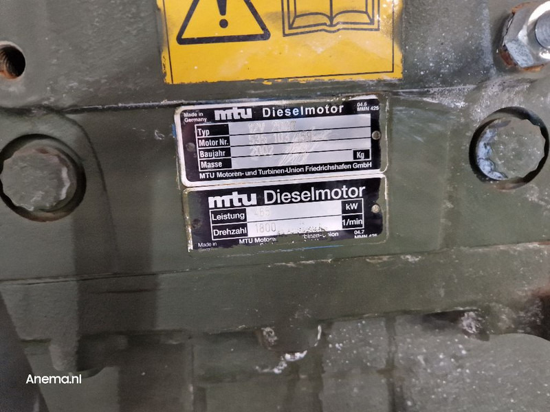 MTU (MERCEDES-BENZ) 12V 2000 - Motor: das Bild 2 MTU (MERCEDES-BENZ) 12V 2000 - Motor: das Bild 2