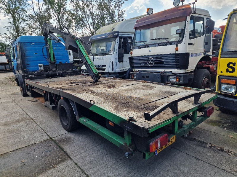 Mercedes-Benz 814 - Pritsche LKW: das Bild 3 Mercedes-Benz 814 - Pritsche LKW: das Bild 3