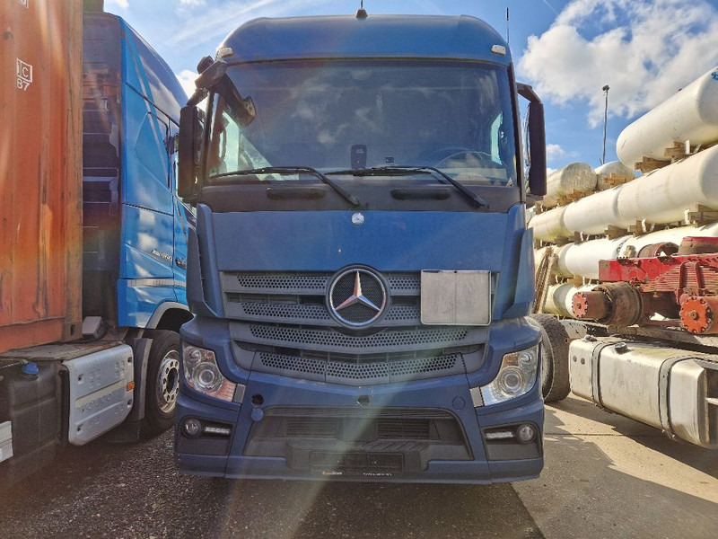 Mercedes-Benz ACTROS 1843 LS - Sattelzugmaschine: das Bild 2 Mercedes-Benz ACTROS 1843 LS - Sattelzugmaschine: das Bild 2