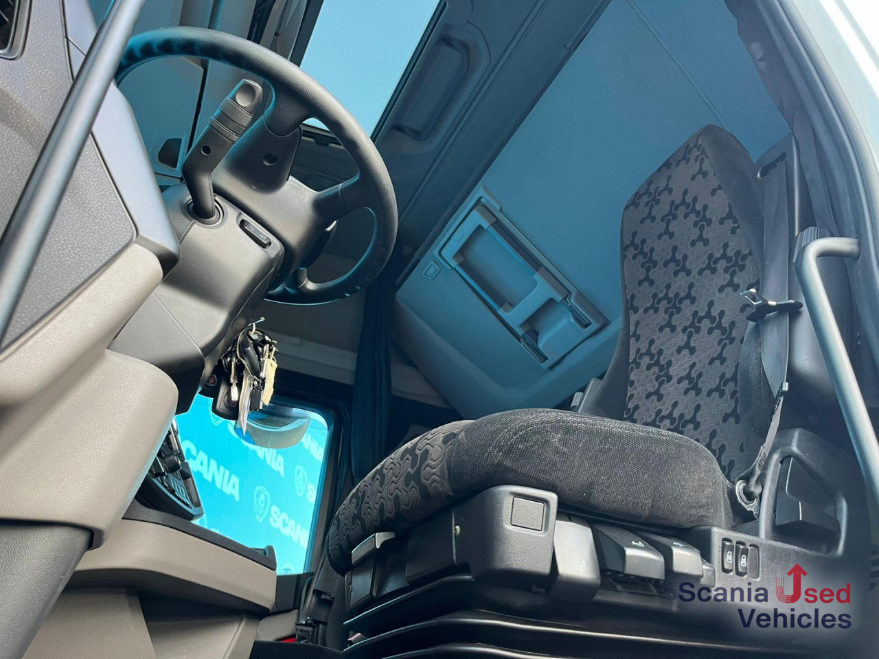 SCANIA R 450 A4x2NA RETARDER 8T DIFF-L SMART2 - Sattelzugmaschine: das Bild 2 SCANIA R 450 A4x2NA RETARDER 8T DIFF-L SMART2 - Sattelzugmaschine: das Bild 2