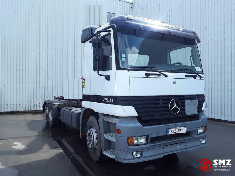 Mercedes-Benz Actros 2531 francais - Fahrgestell LKW: das Bild 1 Mercedes-Benz Actros 2531 francais - Fahrgestell LKW: das Bild 1