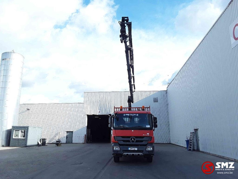 Mercedes-Benz Actros 2641 - Pritsche LKW, Autokran: das Bild 2 Mercedes-Benz Actros 2641 - Pritsche LKW, Autokran: das Bild 2