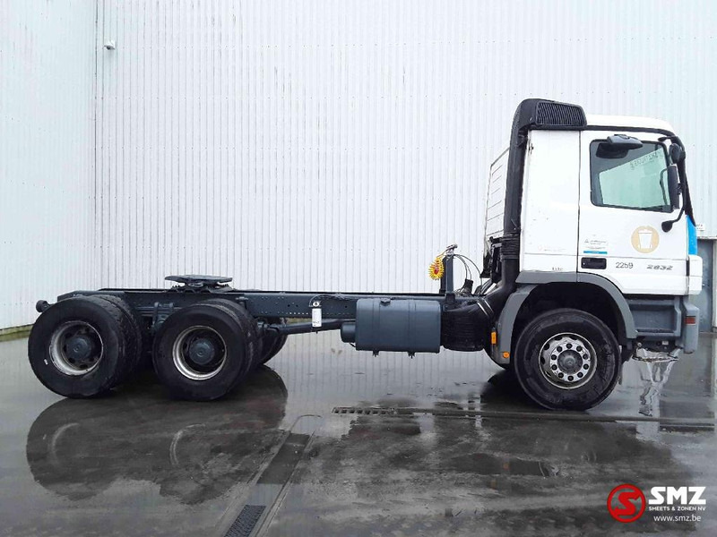 Mercedes-Benz Actros 2632 Eps lames -steel - Sattelzugmaschine: das Bild 4 Mercedes-Benz Actros 2632 Eps lames -steel - Sattelzugmaschine: das Bild 4