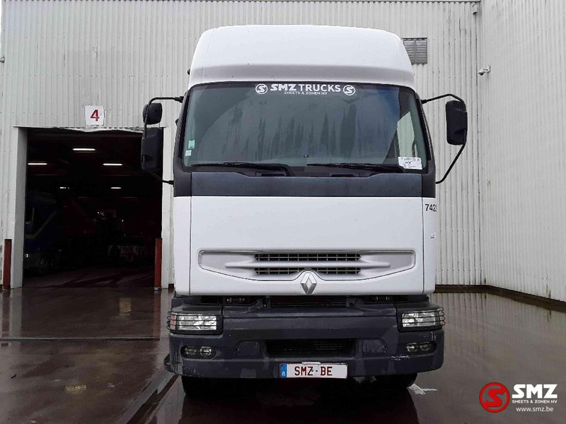 Renault Lander 420 5296 km francais - Sattelzugmaschine: das Bild 2 Renault Lander 420 5296 km francais - Sattelzugmaschine: das Bild 2