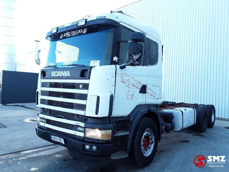 Scania 164 580 6x4 - Fahrgestell LKW: das Bild 3 Scania 164 580 6x4 - Fahrgestell LKW: das Bild 3