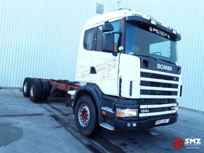 Scania 164 580 6x4 - Fahrgestell LKW: das Bild 1 Scania 164 580 6x4 - Fahrgestell LKW: das Bild 1