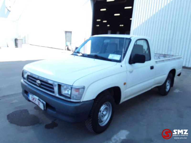 Toyota Hilux - PKW: das Bild 3 Toyota Hilux - PKW: das Bild 3