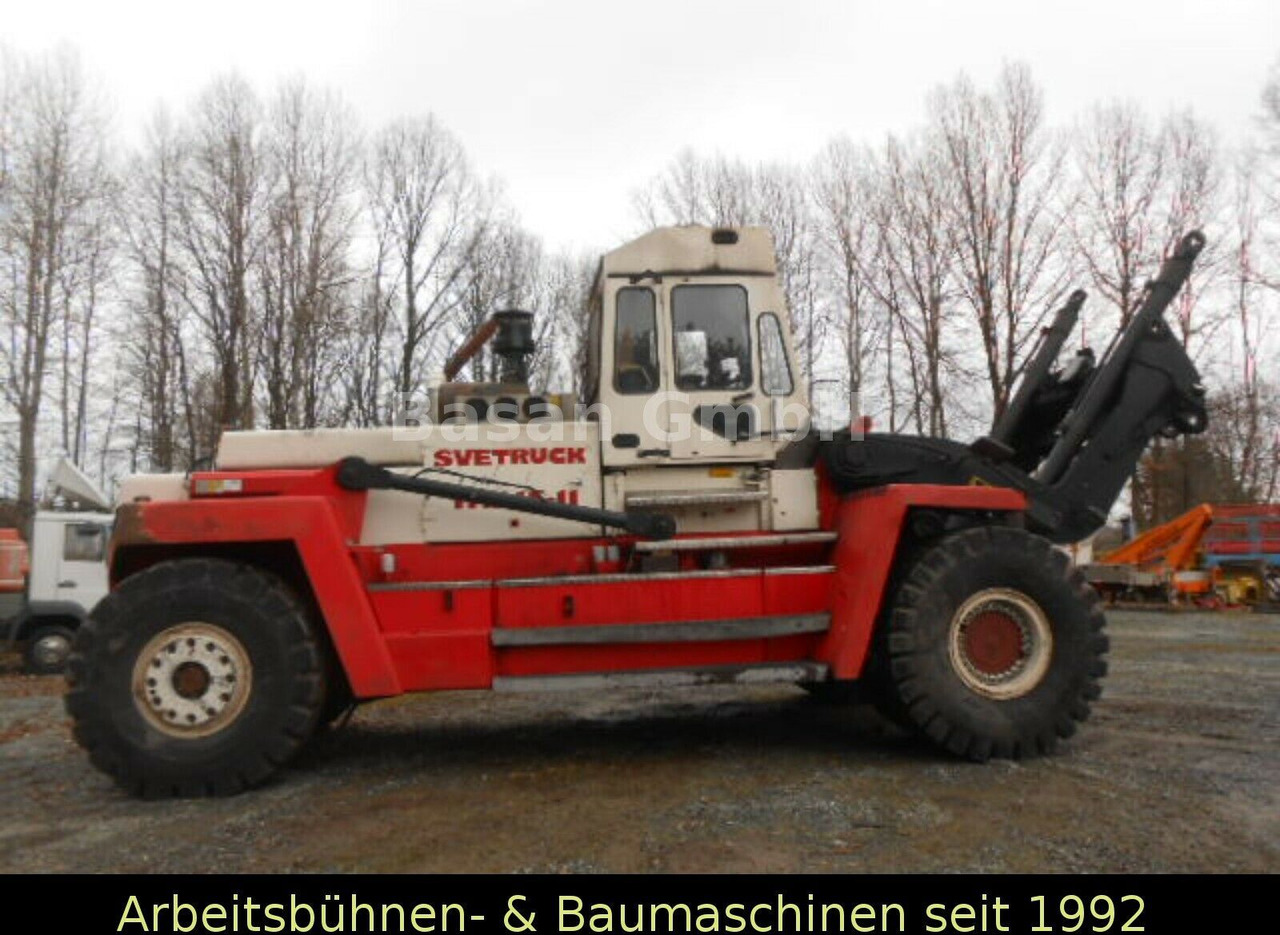 Rundholzstapler/Logstacker Svetruck TMF 15/11-54 Rundholzstapler/Logstacker Svetruck TMF 15/11-54 - Flurförderzeug: das Bild 3 Rundholzstapler/Logstacker Svetruck TMF 15/11-54 Rundholzstapler/Logstacker Svetruck TMF 15/11-54 - Flurförderzeug: das Bild 3