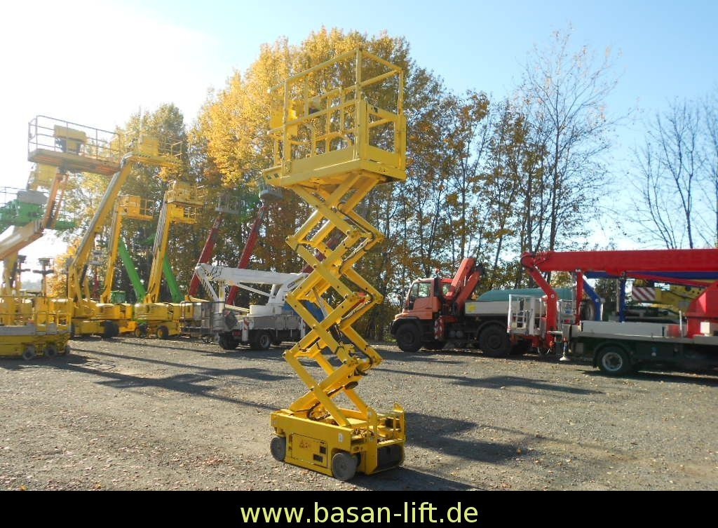 Genie GS 1330, Leichtscherenarbeitsbühne Genie 5,9 m Genie GS 1330, Leichtscherenarbeitsbühne Genie 5,9 m - Scherenbühne: das Bild 3 Genie GS 1330, Leichtscherenarbeitsbühne Genie 5,9 m Genie GS 1330, Leichtscherenarbeitsbühne Genie 5,9 m - Scherenbühne: das Bild 3